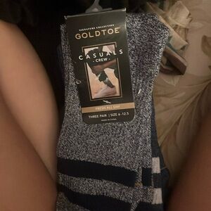 Gold toe signature crew socks , 3 pairs.